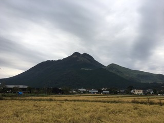 人妻・熟女出会い掲示板【地域別】 – 人妻熟女の割り切りな出会いを求めているあなたに。
